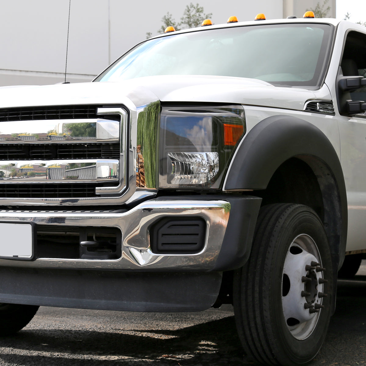 Spec-D 11-16 F250/F350/F450/F550 Super Duty Headlights Black/Amber