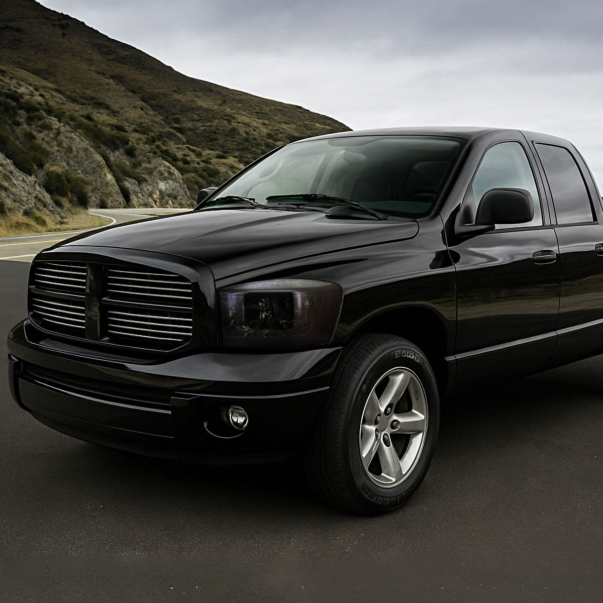 Spec-D 06-08 Ram 1500/06-09 Ram 2500 3500 Headlights Smoked