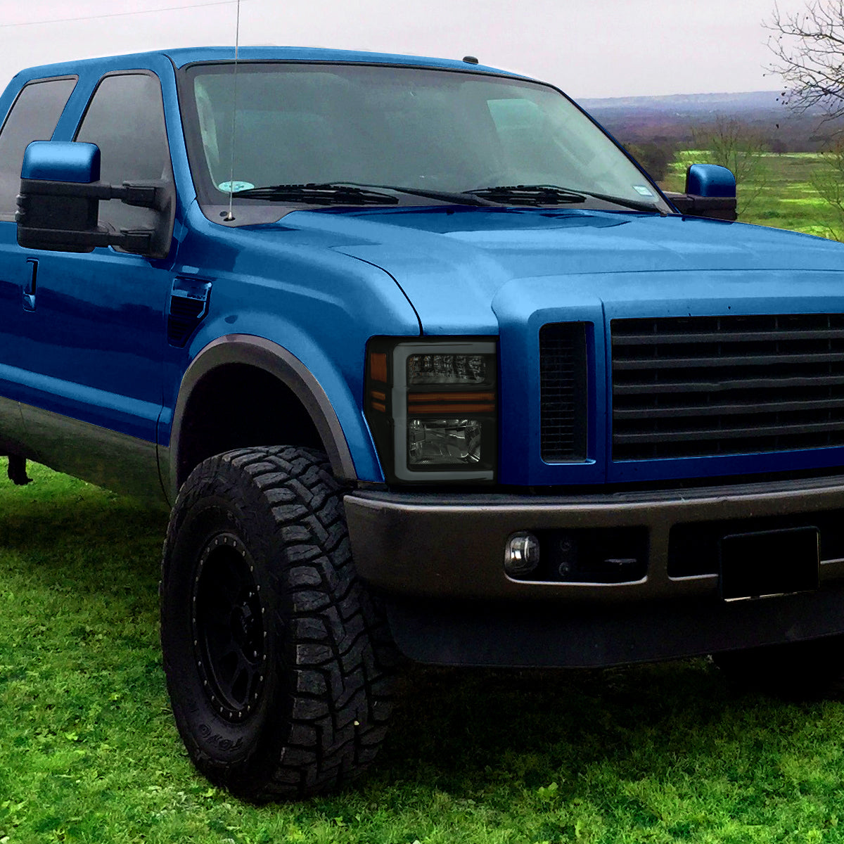 Spec-D 08-10 F250/F350/F450/F550 SEQ LED Headlights Black/Smoked
