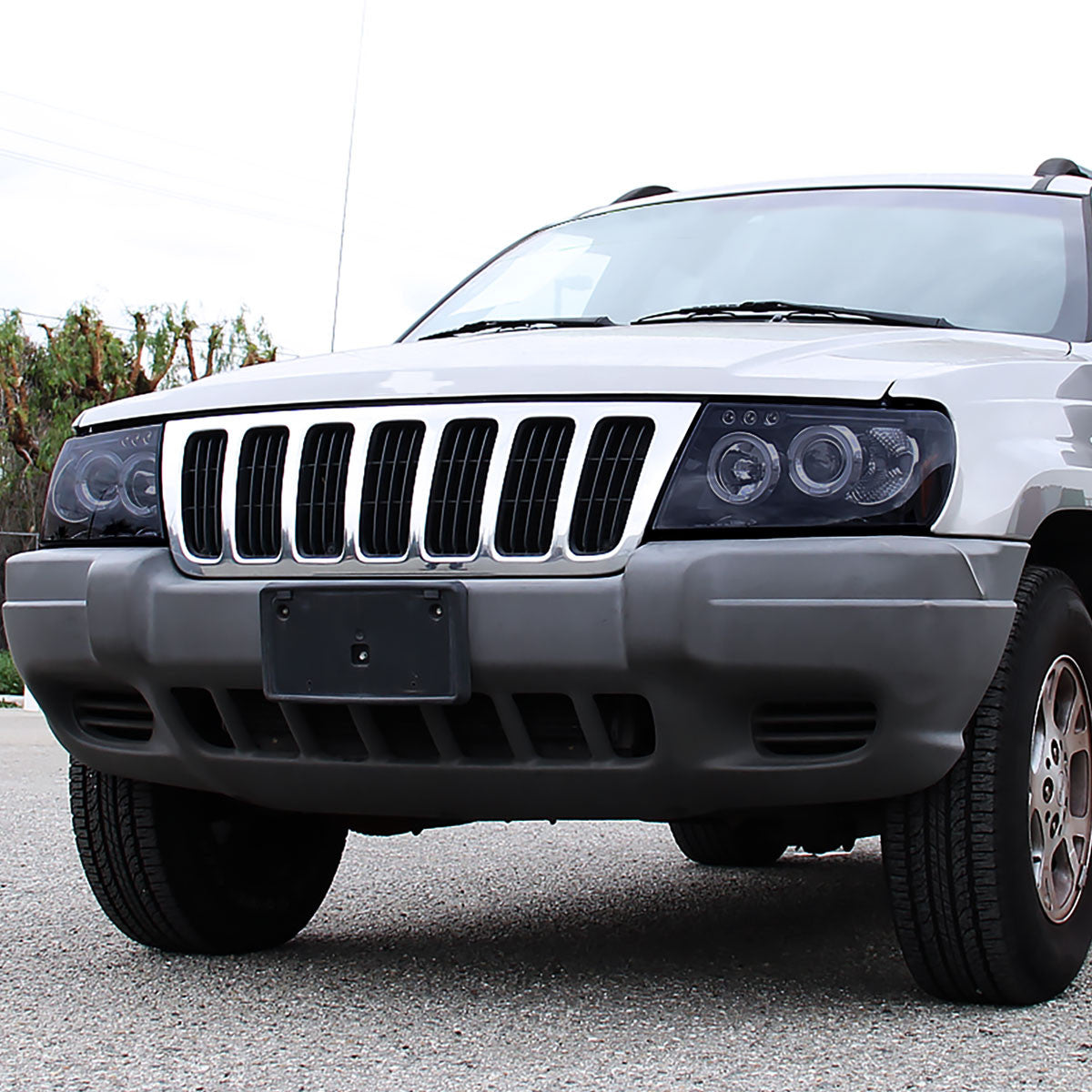 Spec-D 99-04 Grand Cherokee Projector Headlights Black/Smoked
