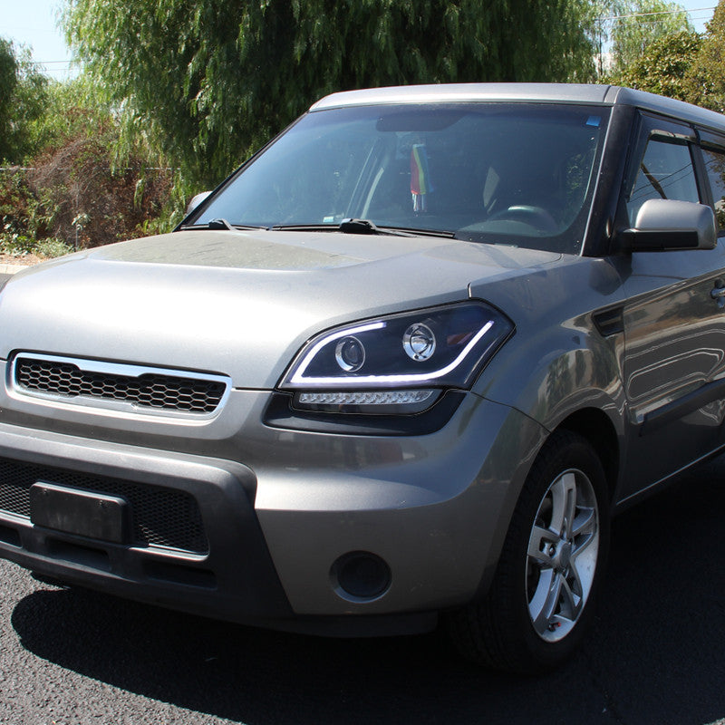 Spec-D 10-11 Kia Soul LED Bar Projector Headlights Black