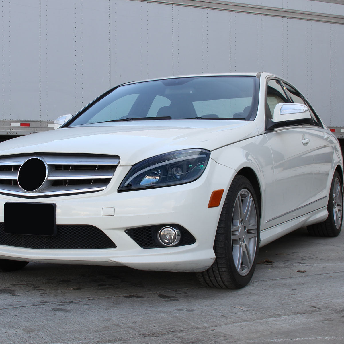 Spec-D 08-11 Benz W204 C Class Pro Headlights Light Bar Black