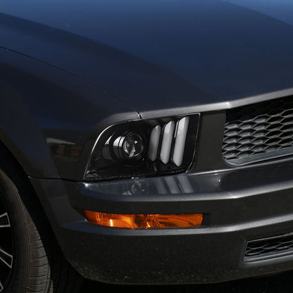 Spec-D 05-09 Ford Mustang LED Bar Projector Headlights Jet Black