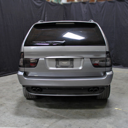 Spec-D 00-06 BMW X5 E53 LED Tail Lights Chrome/Smoked